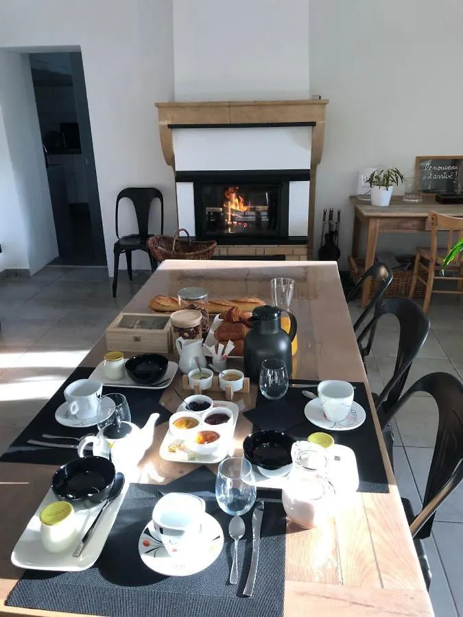 Bed & Breakfast Le Grain De Louise Bed and Breakfast Lancié