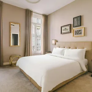 Le Frochot Pigalle, Sonder By Marriott Bonvoy Hotel Paris