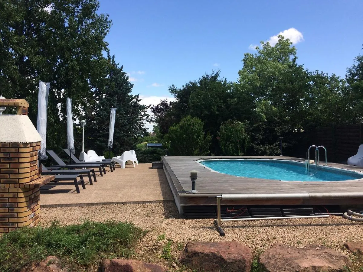 Le Grain De Louise Bed & Breakfast Lancie